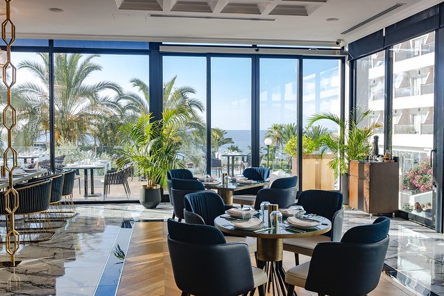 Acapulco Resort Hotel & Convention & SPA