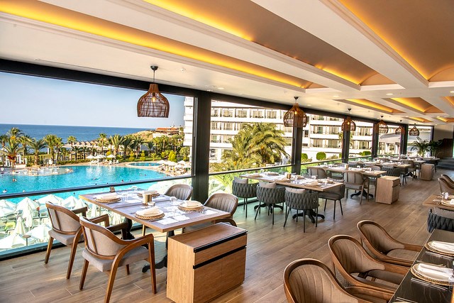 Acapulco Resort Hotel & Convention & SPA