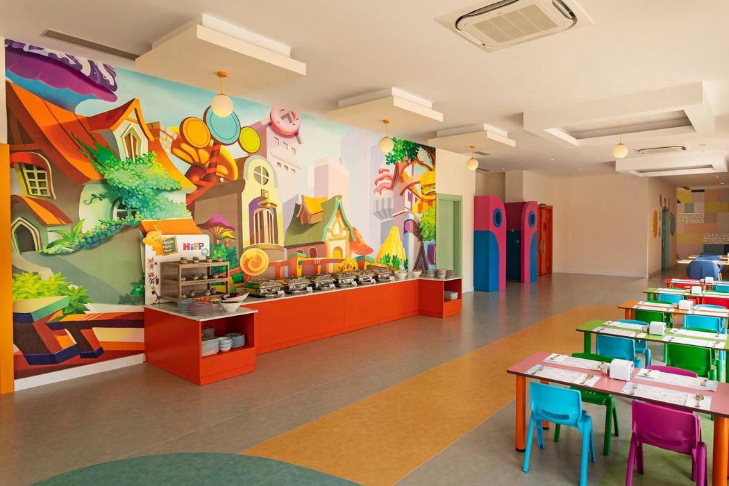 Alaçatı Marina Palace