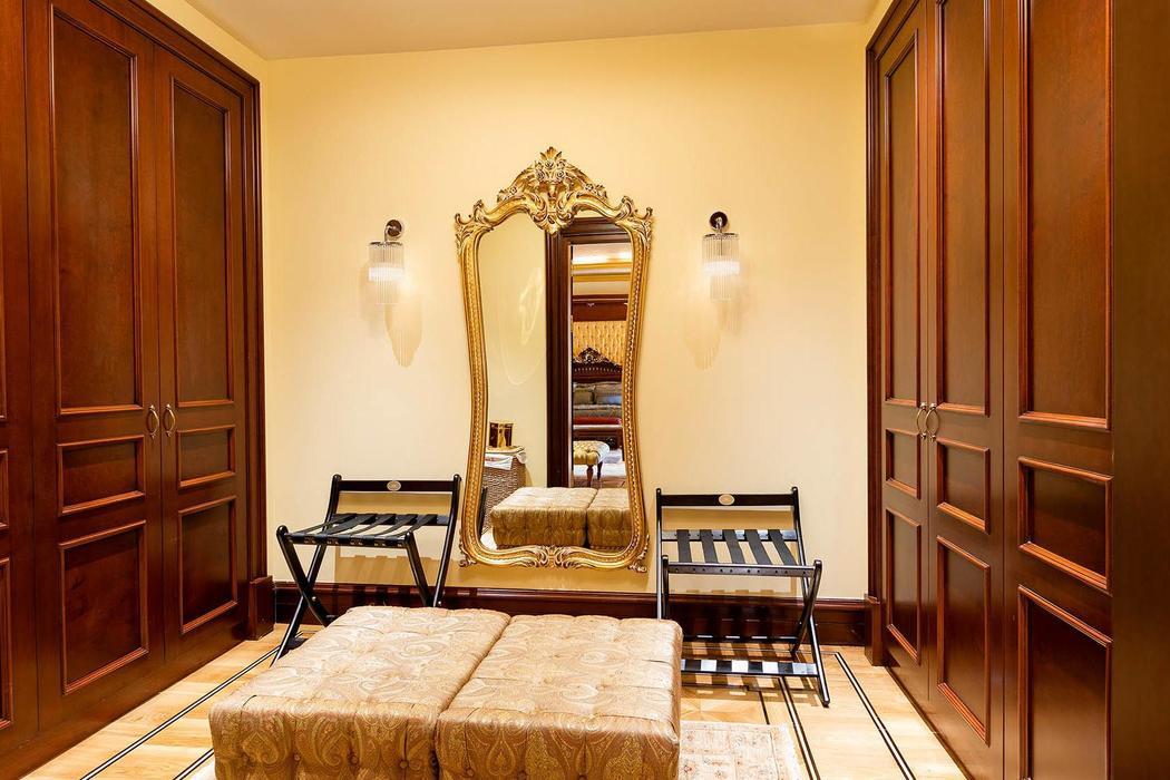 Alaçatı Marina Palace