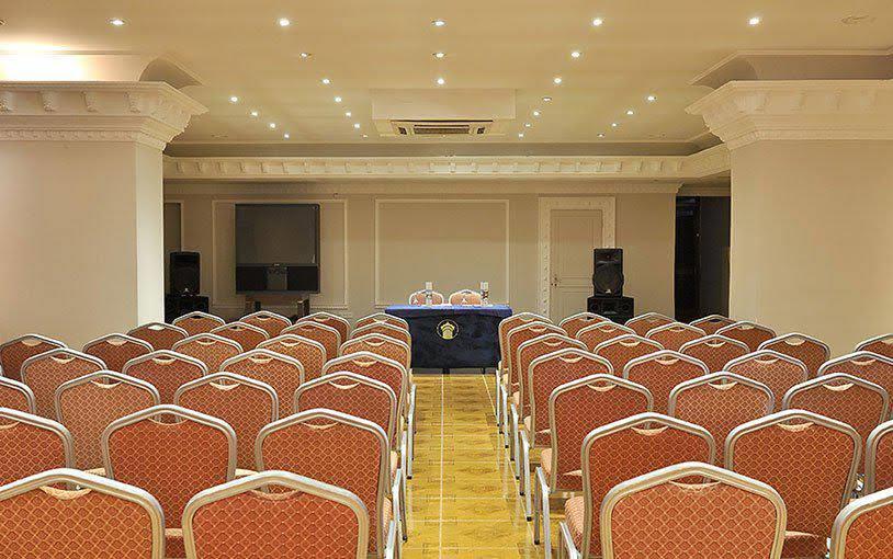 Alkoçlar Adakule Hotel