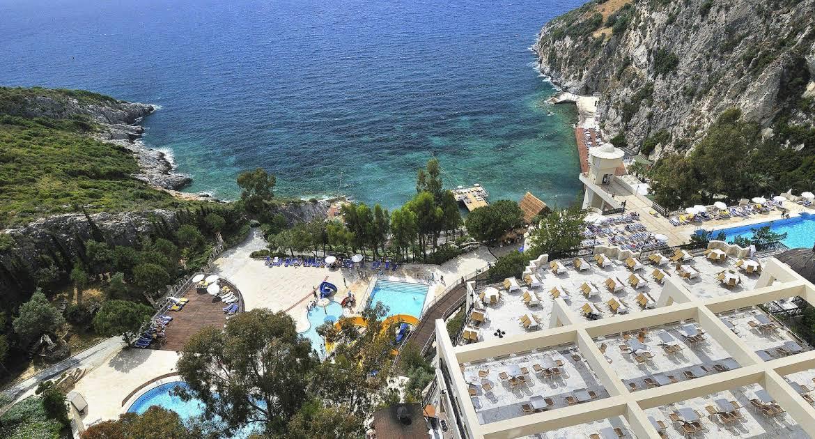 Alkoçlar Adakule Hotel