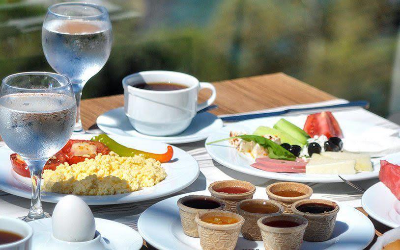 Alkoçlar Adakule Hotel