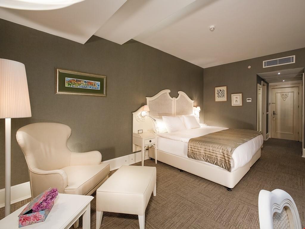 Porto Beach Resort Alaçatı (ex Alkoçlar Exclusive Alaçatı)