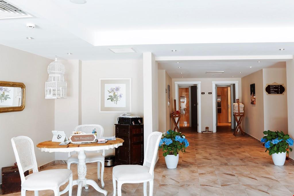 Porto Beach Resort Alaçatı (ex Alkoçlar Exclusive Alaçatı)