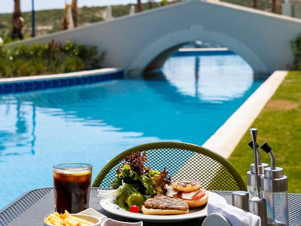 Porto Beach Resort Alaçatı (ex Alkoçlar Exclusive Alaçatı)