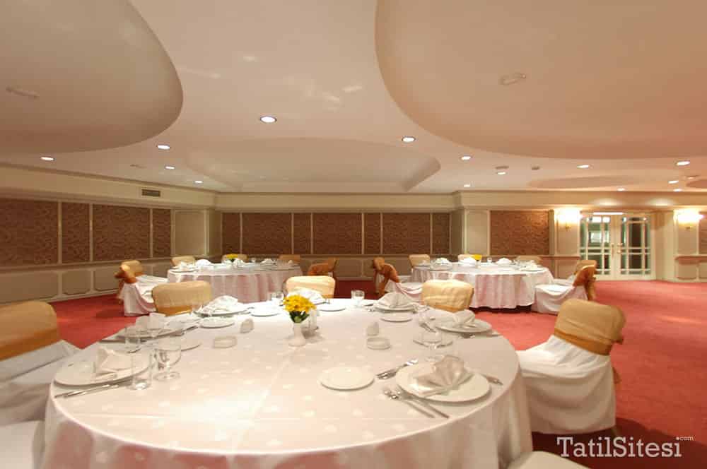 Almira Hotel