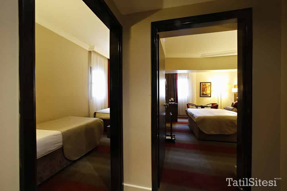 Almira Hotel