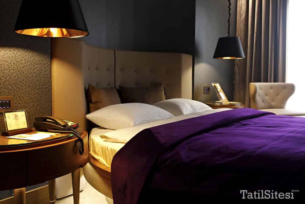 Almira Hotel