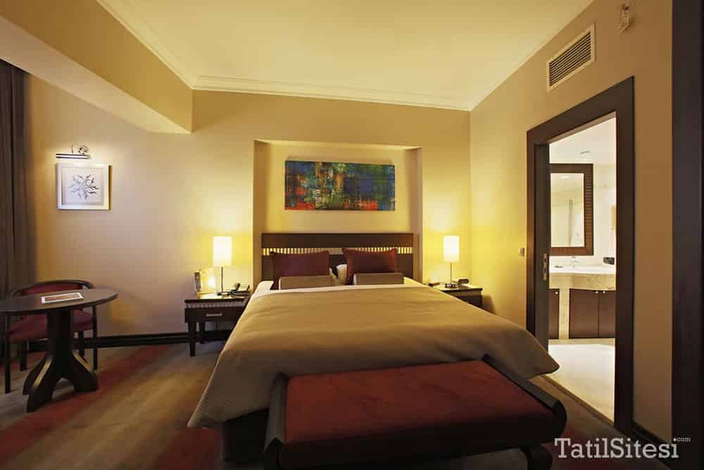 Almira Hotel