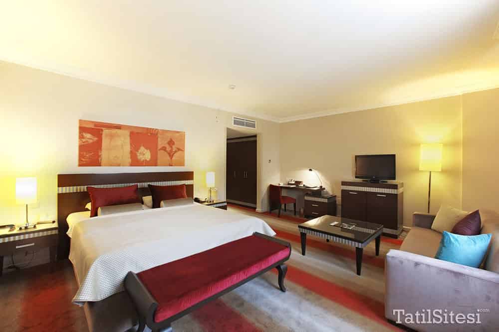 Almira Hotel