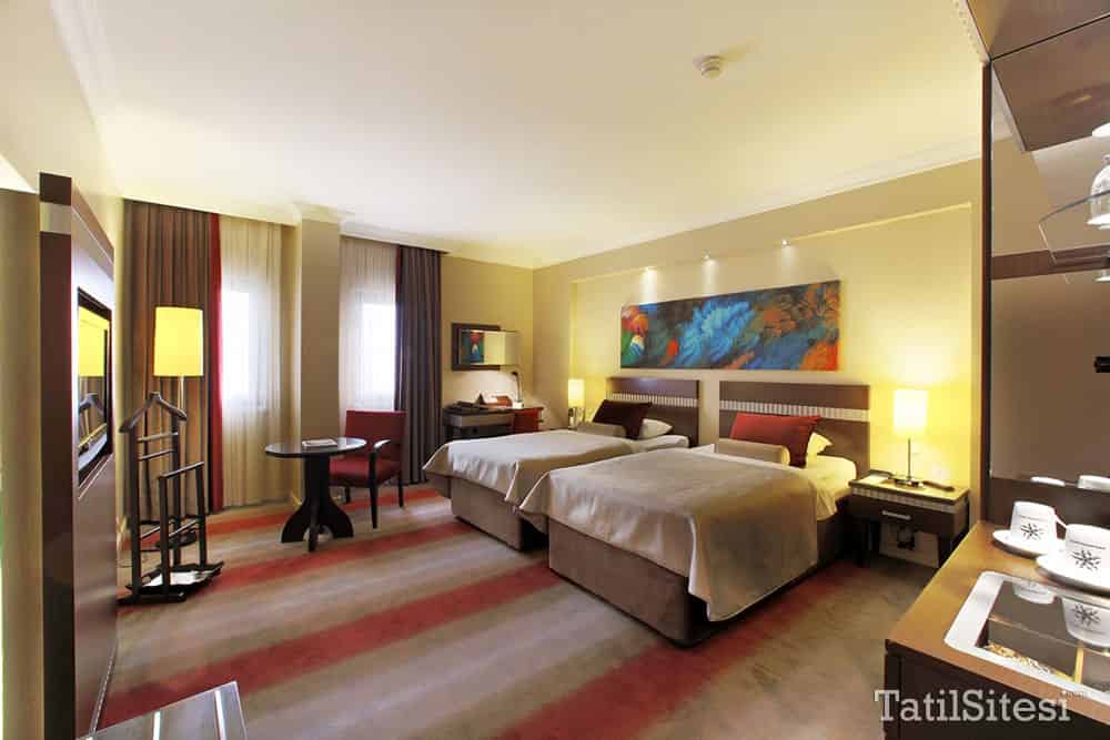 Almira Hotel