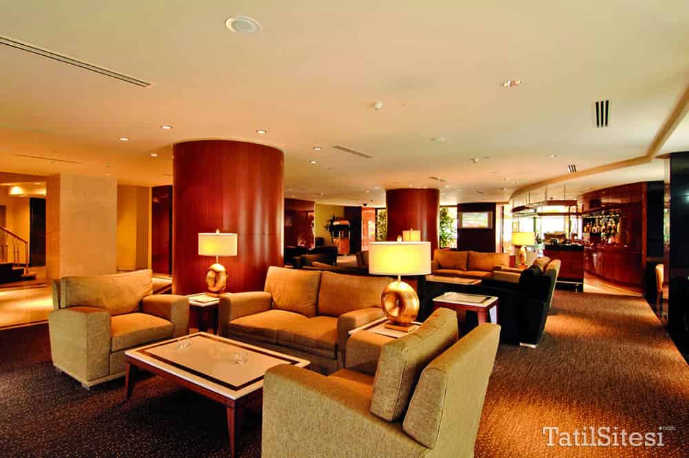 Almira Hotel