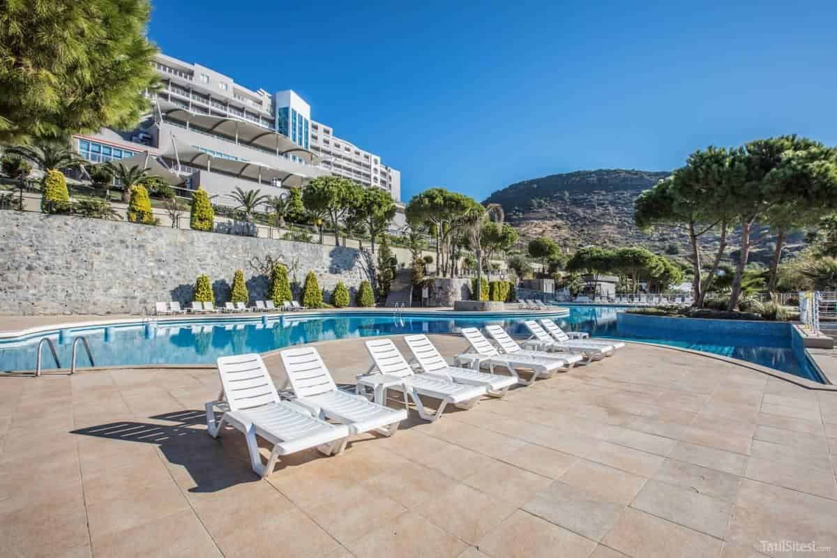 Aria Claros Beach & Spa Resort