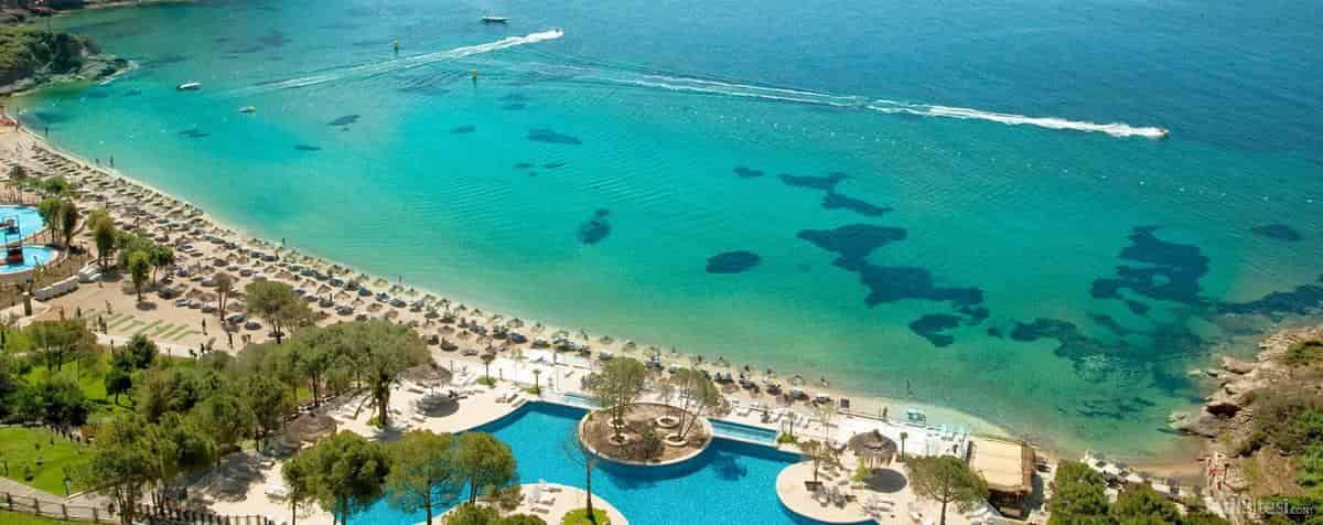 Aria Claros Beach & Spa Resort