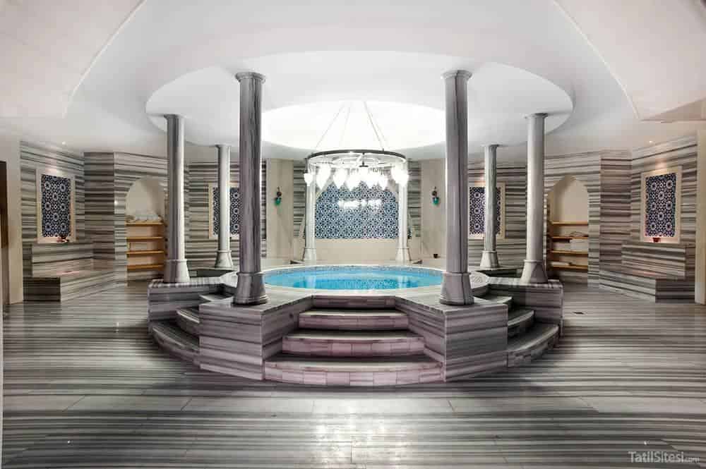 Aria Claros Beach & Spa Resort