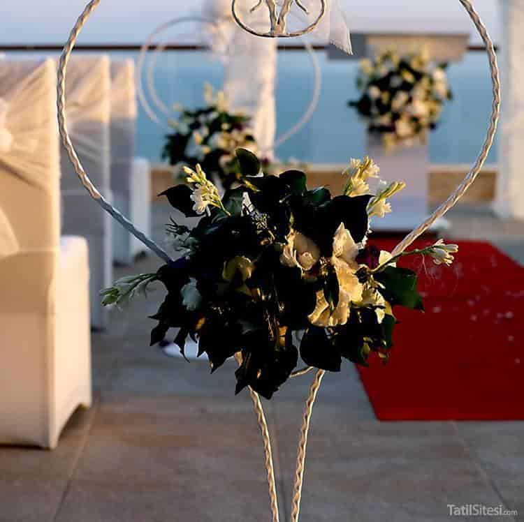 Aria Claros Beach & Spa Resort