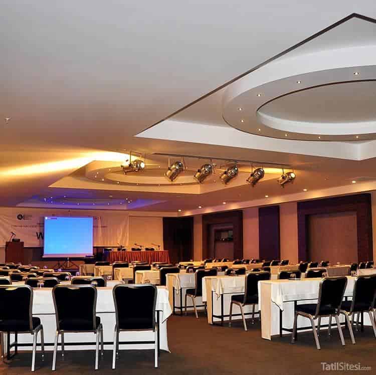 Aria Claros Beach & Spa Resort