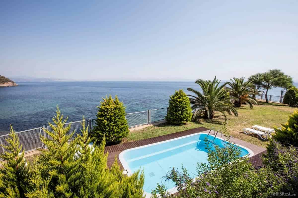 Aria Claros Beach & Spa Resort