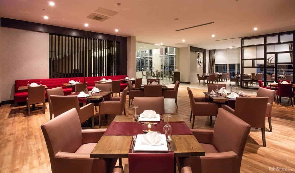 Aria Claros Beach & Spa Resort