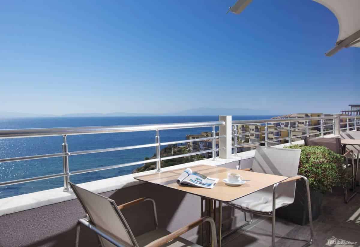 Aria Claros Beach & Spa Resort