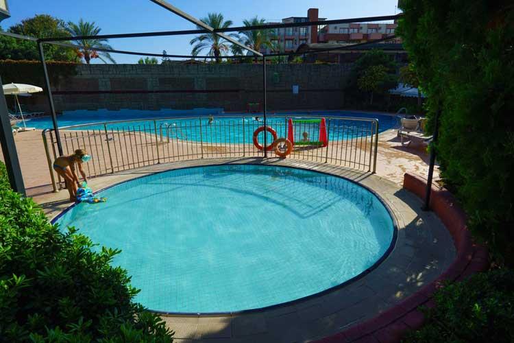 Armas Gül Beach Hotel