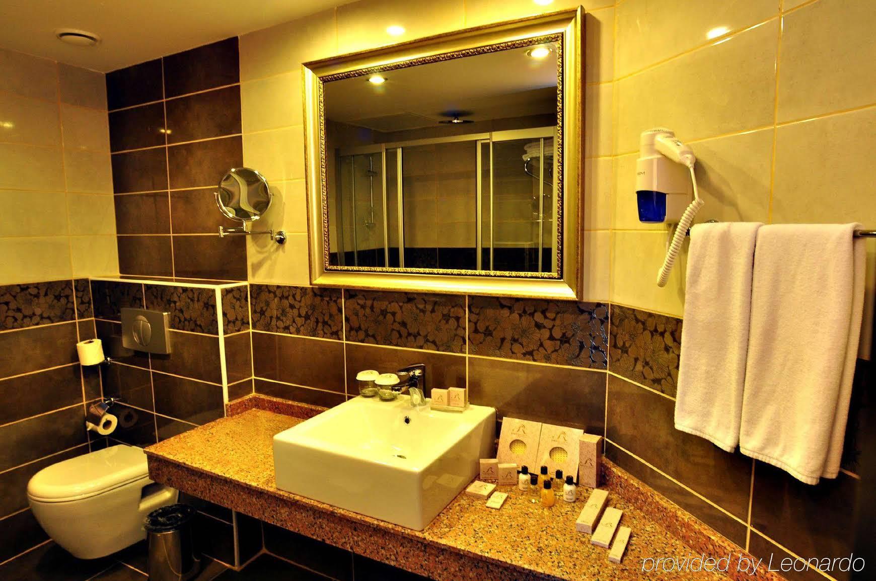 Armas Saray Regency Hotel