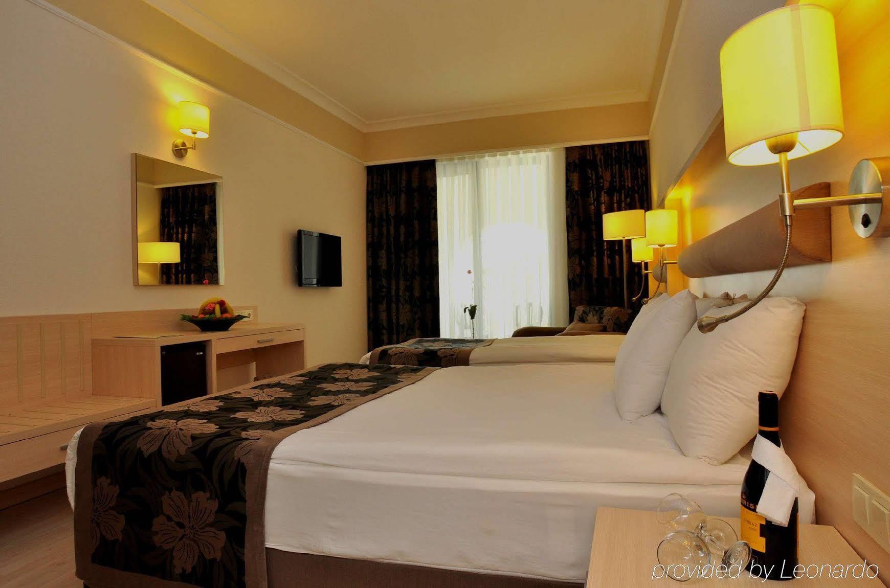 Armas Saray Regency Hotel
