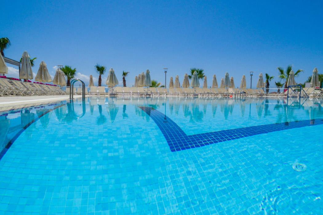 Armonia Holiday Village & Spa Hotel