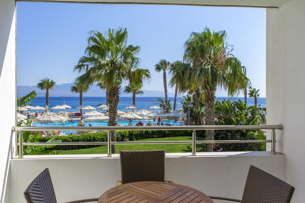 Armonia Holiday Village & Spa Hotel