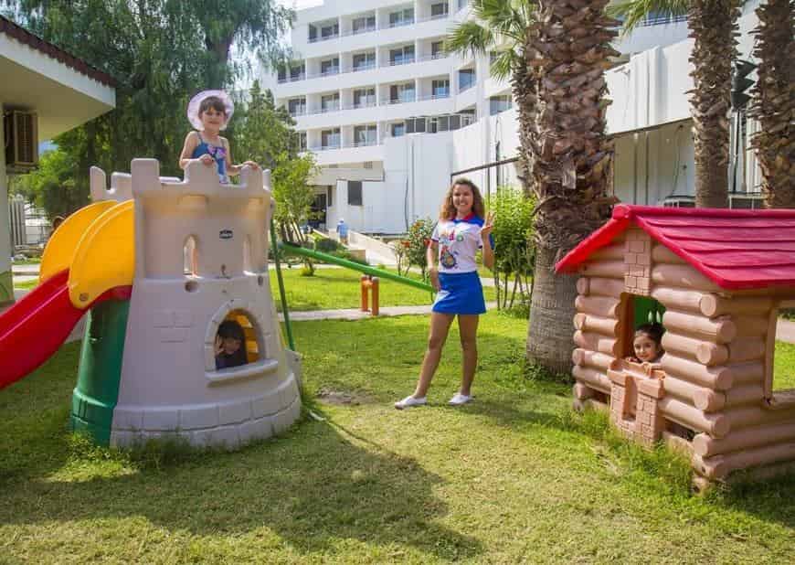 Avantgarde Comfort Hotel 