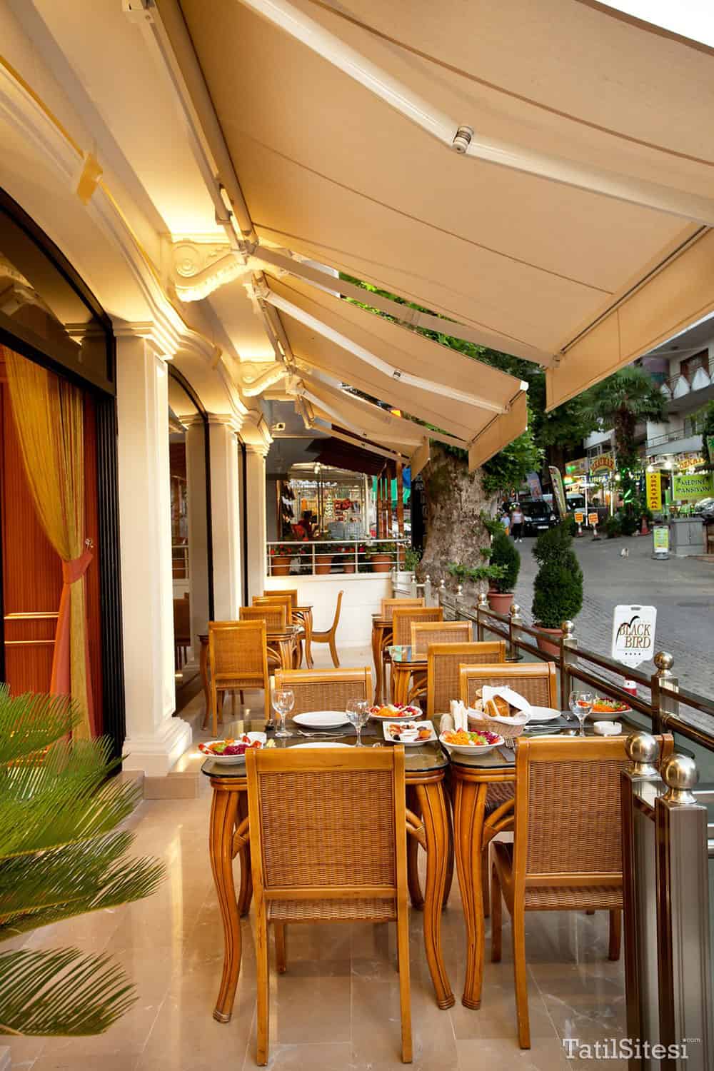 Black Bird Thermal Hotel & Spa