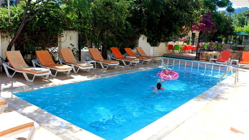 Britannia Hotel & Villas