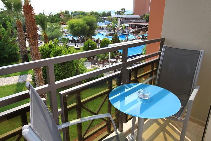 Cactus Club Yalı Hotels Resort