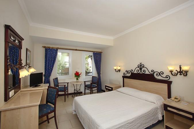 Cactus Mırage Famıly Club