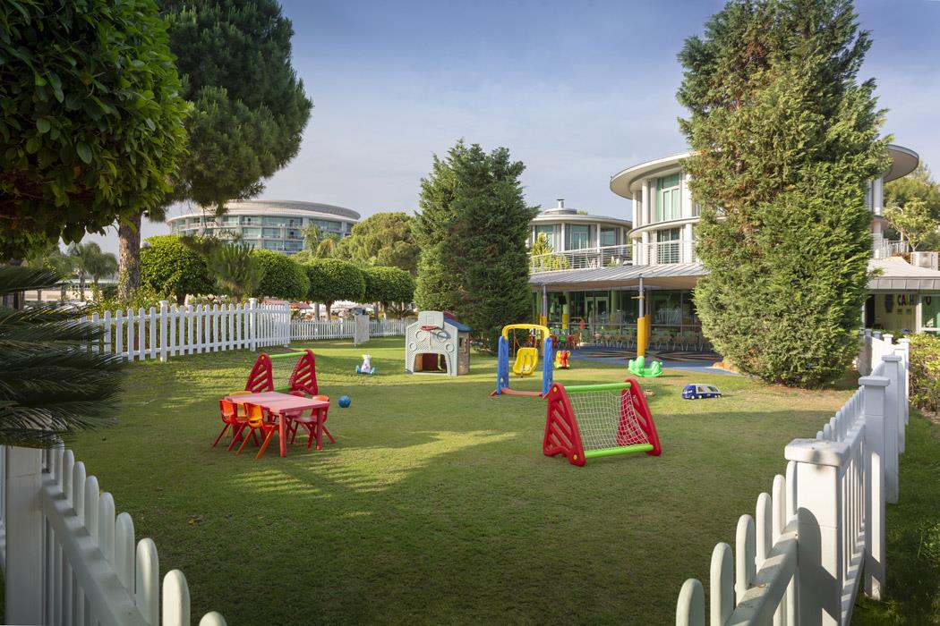 Calista Luxury Resort Hotel