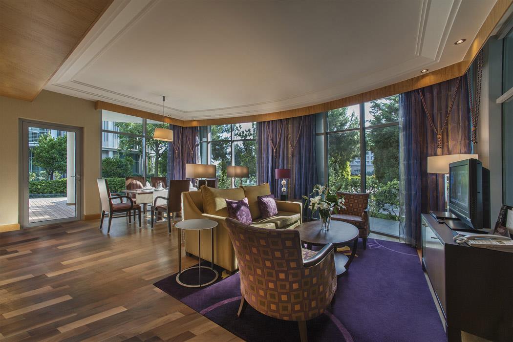 Calista Luxury Resort Hotel