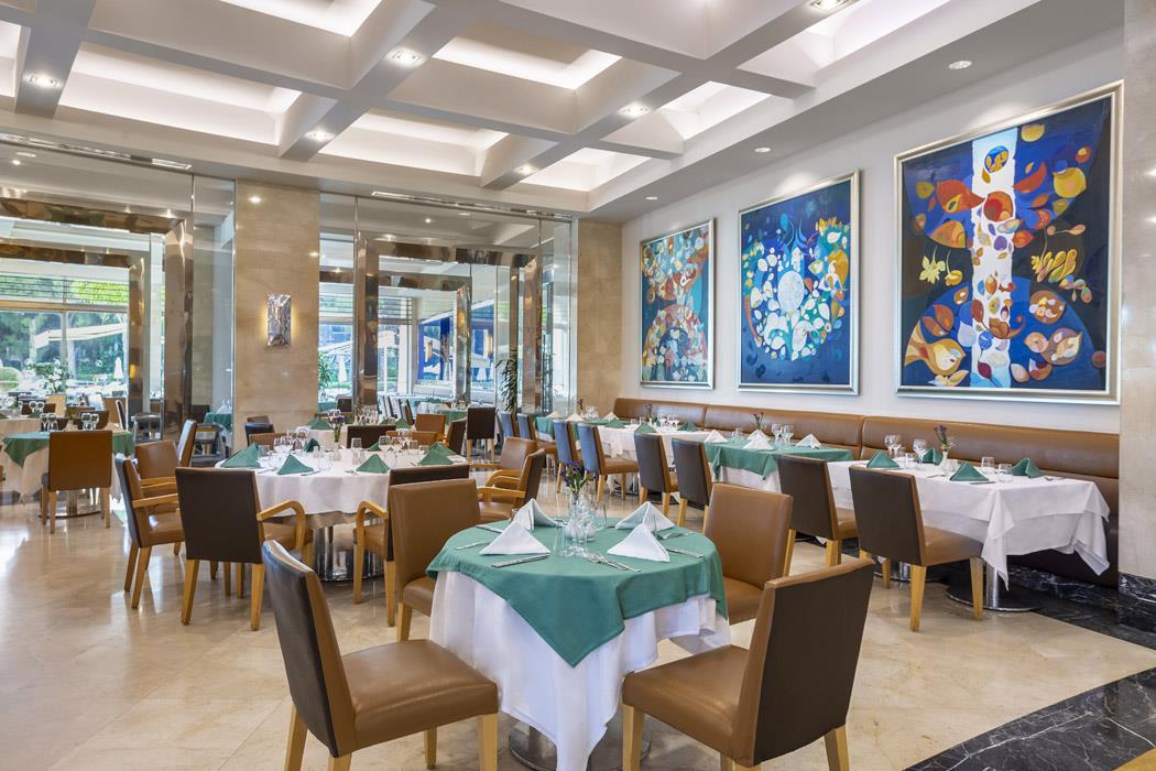 Calista Luxury Resort Hotel