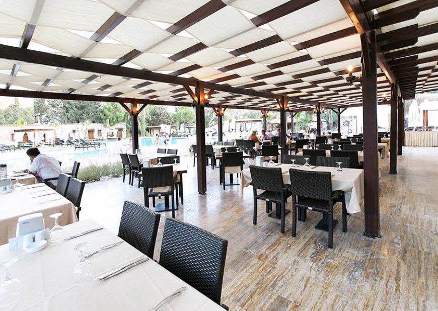 Camelot Boutique Hotel