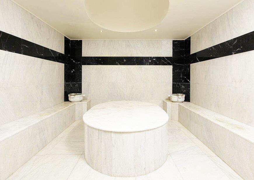 Camelot Boutique Hotel