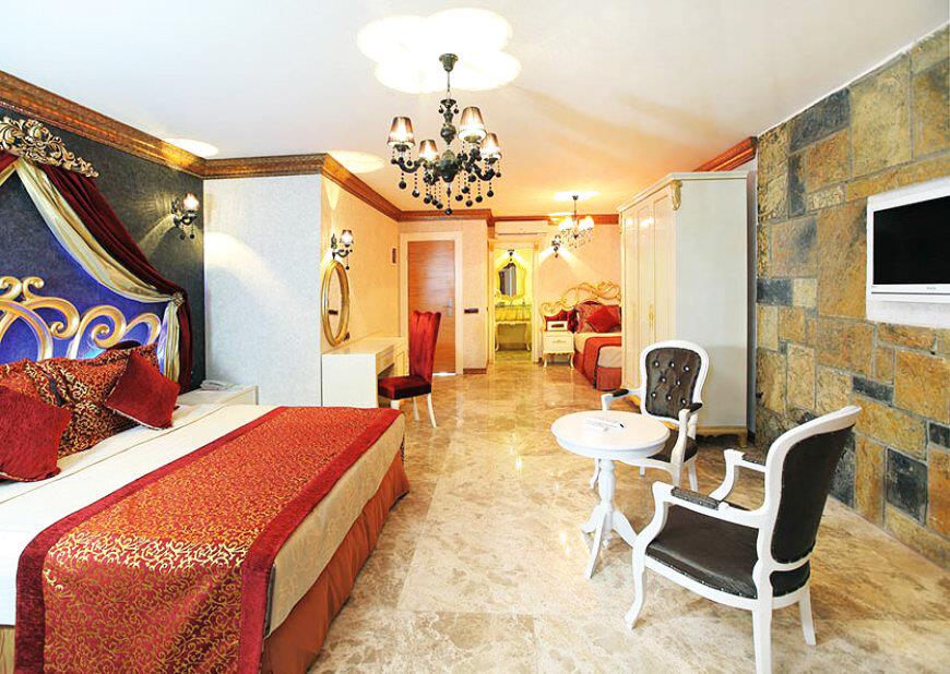 Camelot Boutique Hotel