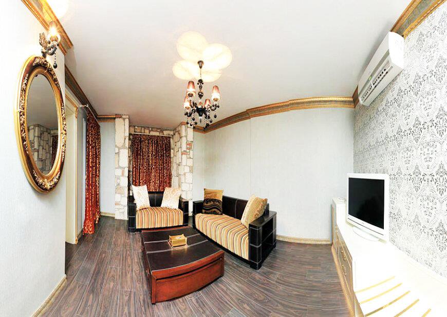 Camelot Boutique Hotel