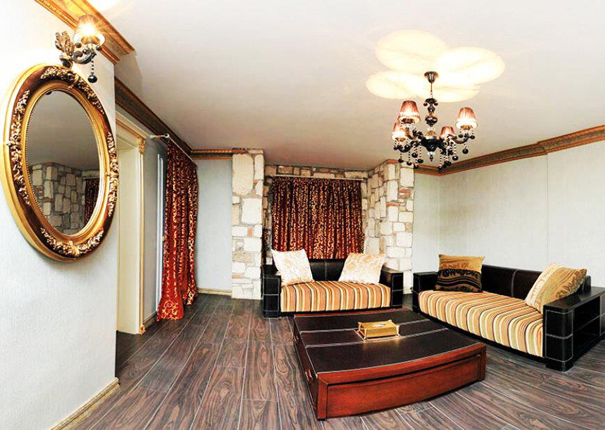 Camelot Boutique Hotel
