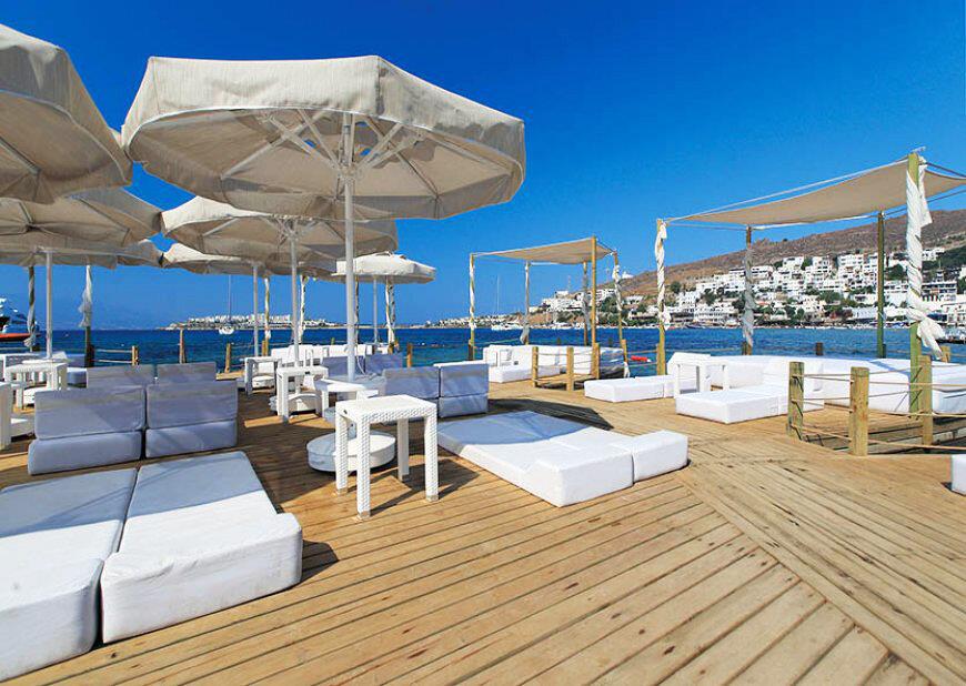 Camelot Boutique Hotel