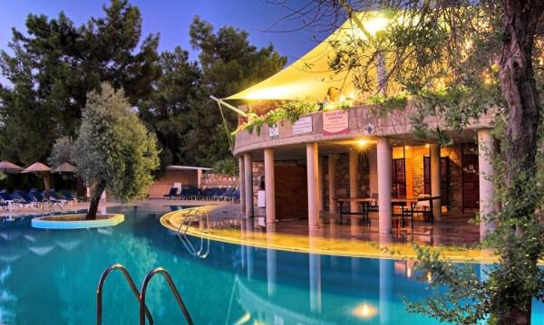 Cande Ora Tatil Köyü