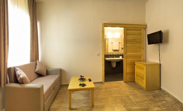 Cande Ora Tatil Köyü