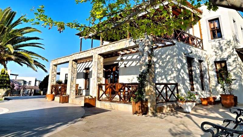 Çapraz Tatil Köyü