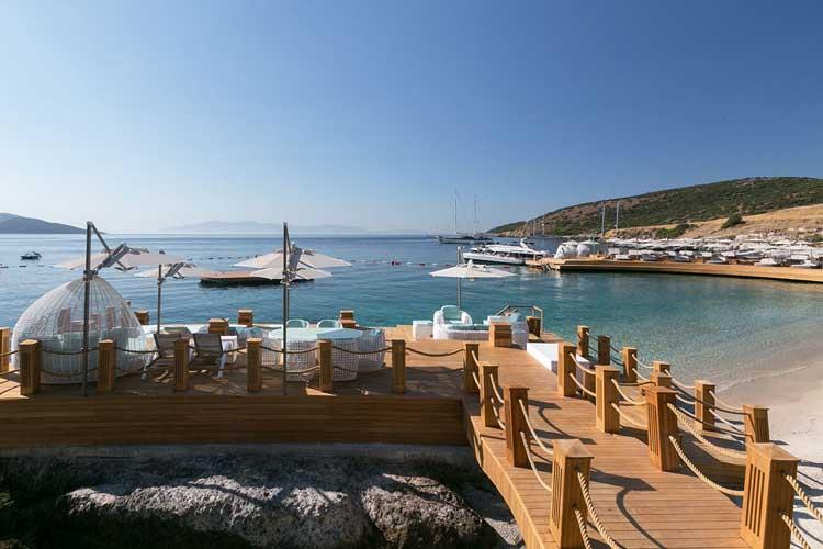 Caresse A Luxury Collection Resort Spa