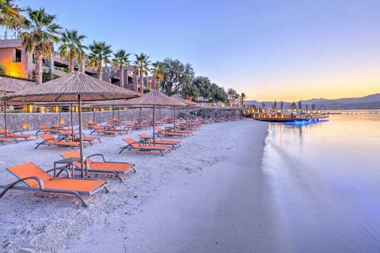 Caresse A Luxury Collection Resort Spa