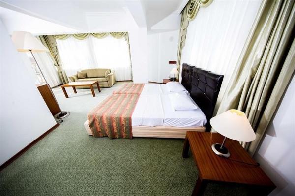 Çeşme Palace Hotel